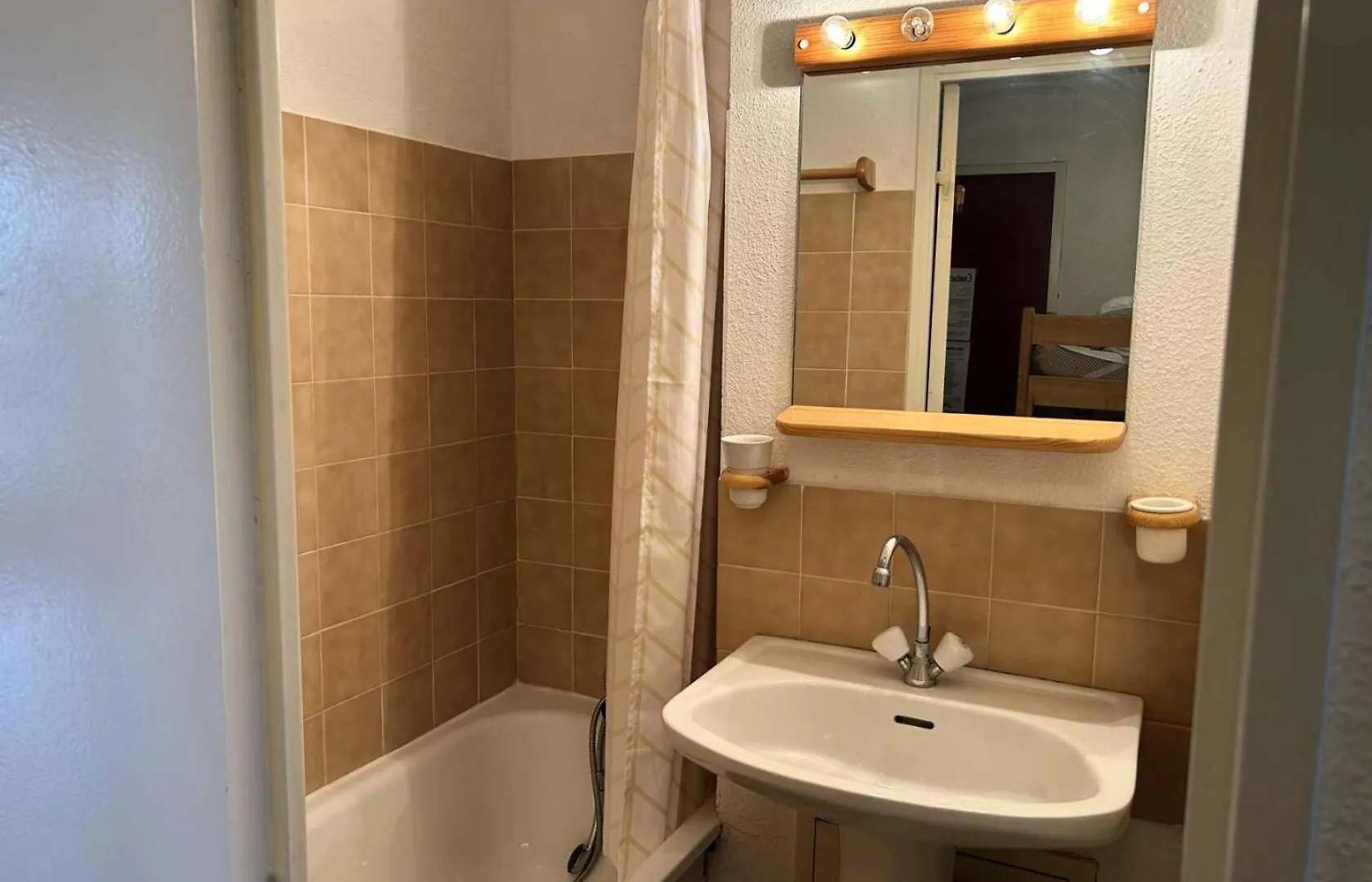 Residence Comete - Studio 4 Couchages Bien Situe Dans La Station De Reallon Mae-8851 Apartment