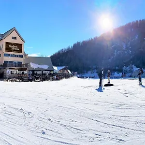 Le Balcon Des Ecrins Hotel